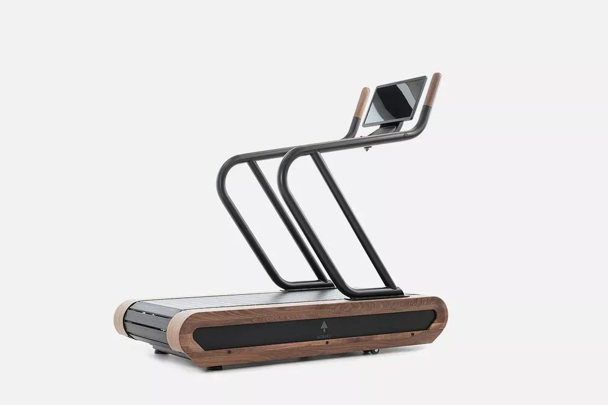 Беговая дорожка NOHRD Citius Walnut